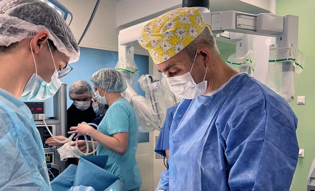 Руслан Сафиуллин, роботическая операция