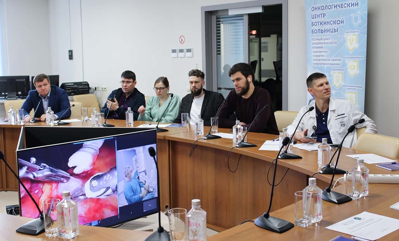 Специалисты Боткинской больницы
