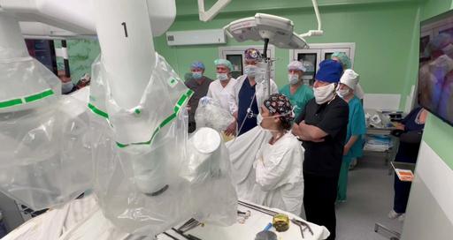 В КДЦ "Здоровье" появился робот da Vinci Xi