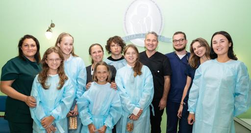 Подмосковные школьники впервые попробовали себя в роли роботических хирургов